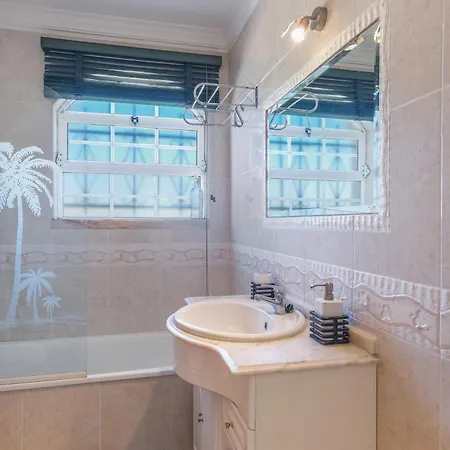 Casa Forsa, 4 Bedroom فيلة Luz
